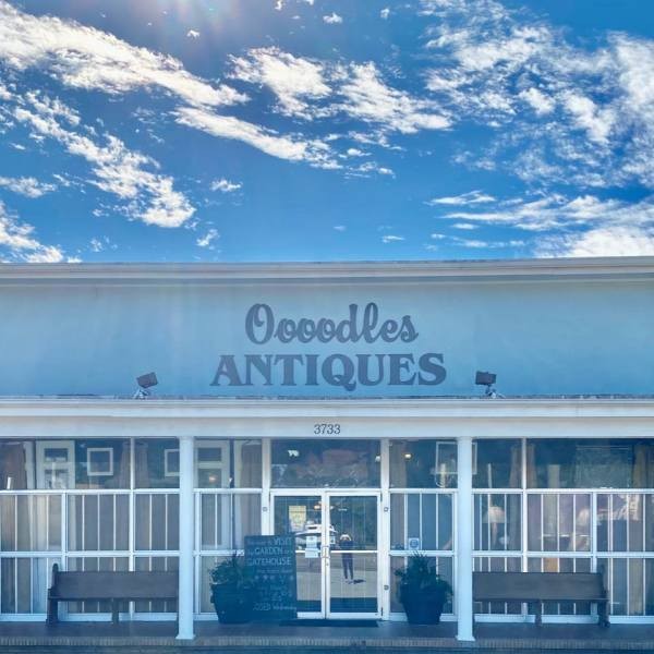 Oooodles Antique Mall Visit Pensacola